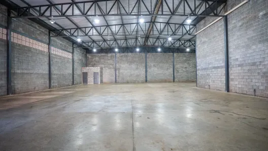 Galpão/Depósito/Armazém para alugar, 534m² no Moinho dos Ventos, Goiânia