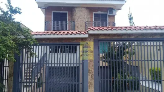 Sobrado com 3 Quartos para alugar, 231m² no Parque São Domingos, São Paulo