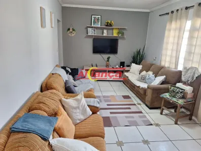 Casa com 3 Quartos à venda, 250m² no Parque Uirapuru, Guarulhos