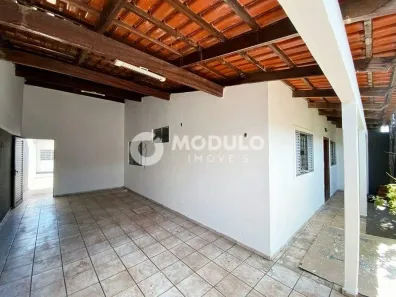 Casa com 3 Quartos à venda, 98m² no Planalto, Uberlândia