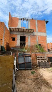 Casa com 3 Quartos à venda, 169m² no Jardim ltaparica, Londrina