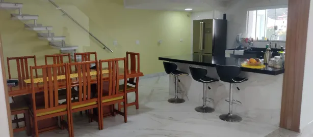 Sobrado com 4 Quartos à venda, 379m² no Campestre, Santo André