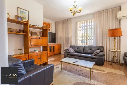 Sobrado com 4 Quartos à venda, 123m² no Farroupilha, Porto Alegre