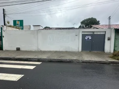 Casa com 3 Quartos à venda, 312m² no Centro, Maceió