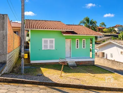 Casa com 1 Quarto à venda, 49m² no Vila Isabel, Criciúma