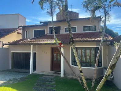 Casa com 4 Quartos à venda, 305m² no João Paulo, Florianópolis