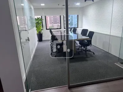 Sala Comercial para alugar, 132m² no Vila Olímpia, São Paulo