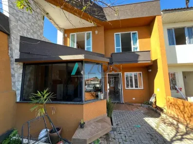Sobrado com 3 Quartos à venda, 135m² no Campo Pequeno, Colombo