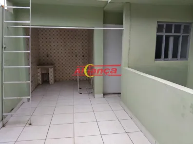 Casa com 4 Quartos para alugar, 50m² no Jardim Pinhal, Guarulhos