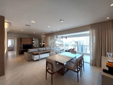 Apartamento com 3 Quartos para alugar, 181m² no Cambuí, Campinas
