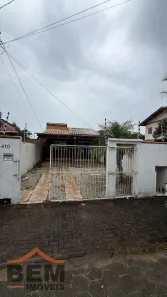 Casa com 2 Quartos para alugar, 100m² no Meia Praia, Navegantes