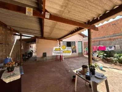 Casa com 2 Quartos à venda, 80m² no Antônia Cândida I, Uberaba