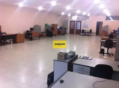 Sala Comercial para alugar, 240m² no Baeta Neves, São Bernardo do Campo