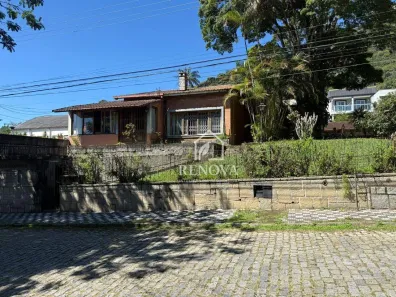 Casa com 5 Quartos à venda, 215m² no Iucas, Teresópolis