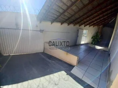 Casa com 3 Quartos à venda, 80m² no Santa Rosa, Uberlândia