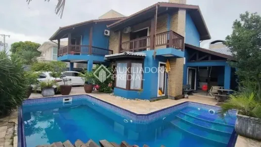 Casa com 5 Quartos para alugar, 305m² no Campeche, Florianópolis