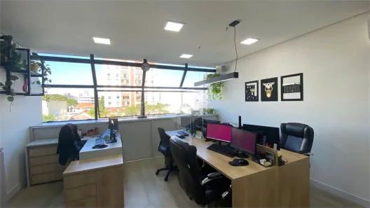 Sala Comercial à venda, 54m² no Petrópolis, Porto Alegre