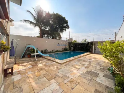 Casa com 4 Quartos à venda, 254m² no Caiçara, Praia Grande