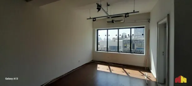 Sala Comercial à venda, 38m² no Vila Regente Feijó, São Paulo
