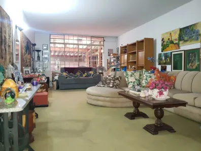 Casa com 3 Quartos para venda ou aluguel, 340m² no Vila Cordeiro, São Paulo