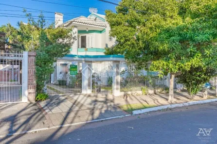 Casa com 4 Quartos à venda, 211m² no Estância Velha, Canoas