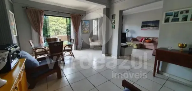 Sobrado com 4 Quartos à venda, 220m² no Vila Joaquim Inácio, Campinas