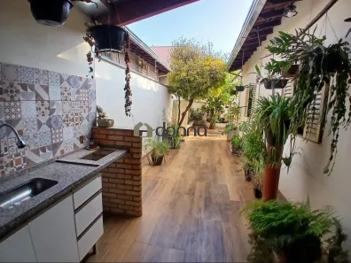 Casa com 3 Quartos à venda, 145m² no Olinda, Uberaba