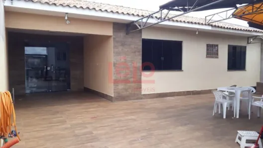 Casa com 3 Quartos à venda, 150m² no Jardim Rebouças, Maringá