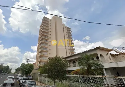 Apartamento com 3 Quartos à venda, 123m² no Centro, Ourinhos