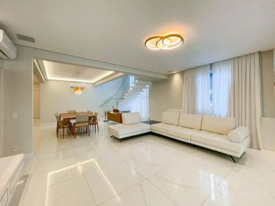 Casa de Condomínio com 4 Quartos para venda ou aluguel, 450m² no Centro, Camboriú