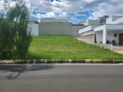Lote/Terreno à venda, 310m² no Residencial Lagos D'Icaraí, Salto