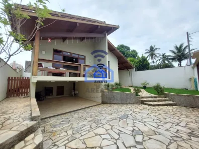 Sobrado com 3 Quartos à venda, 272m² no Indaiá, Caraguatatuba