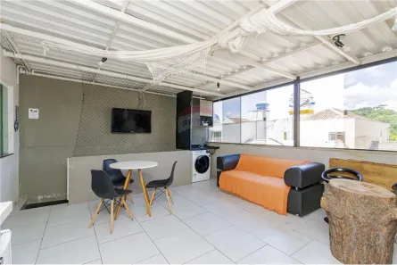 Sobrado com 4 Quartos à venda, 198m² no Sítio Cercado, Curitiba