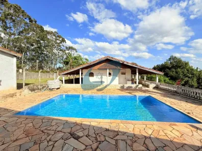 Fazenda/Sítio com 3 Quartos à venda, 300m² no Portão, Atibaia