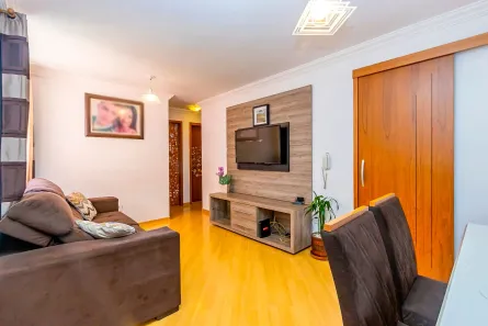 Apartamento com 3 Quartos para alugar, 57m² no Portão, Curitiba