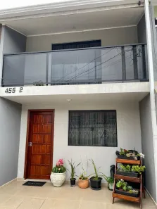 Sobrado com 2 Quartos para venda ou aluguel, 77m² no Centro, Mandirituba