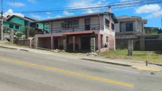 Casa com 3 Quartos à venda, 261m² no Jardim Iracema, Caxias do Sul