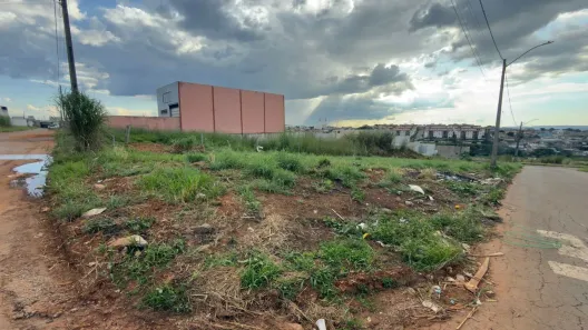 Lote/Terreno à venda, 300m² no Setor Sul Jamil Miguel, Anápolis