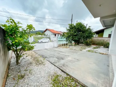 Casa com 3 Quartos à venda, 140m² no Limoeiro, Brusque