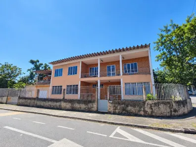 Casa com 5 Quartos à venda, 324m² no Vila Emil, Mesquita