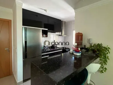Apartamento com 2 Quartos para alugar, 55m² no Olinda, Uberaba