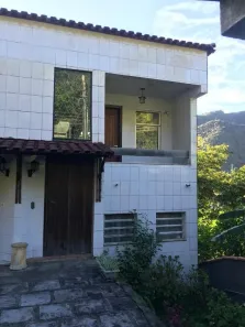 Casa com 2 Quartos à venda, 130m² no Soberbo, Teresópolis