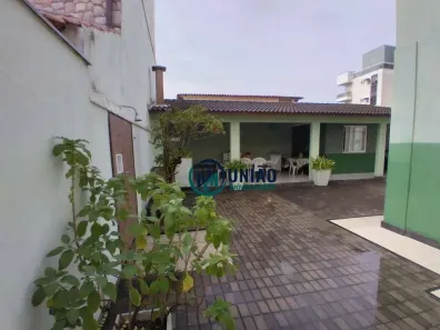Casa com 3 Quartos à venda, 250m² no Piratininga, Niterói
