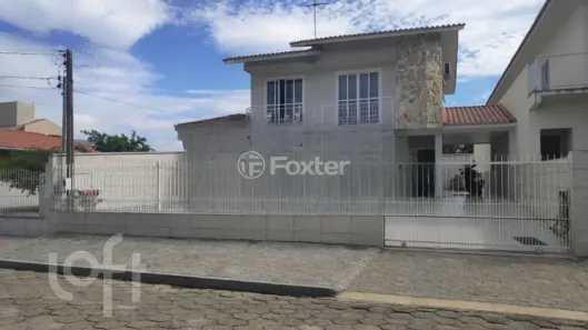 Casa com 3 Quartos à venda, 240m² no Centro, Palhoça