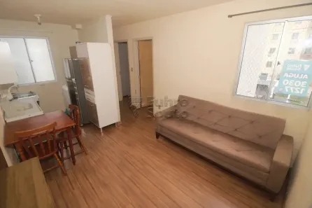Apartamento com 2 Quartos para alugar, 45m² no São Gonçalo, Pelotas