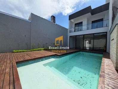 Sobrado com 4 Quartos à venda, 203m² no Brejatuba, Guaratuba