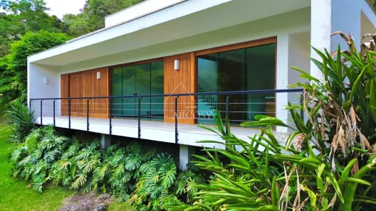 Casa de Condomínio com 4 Quartos à venda, 510m² no Araras, Petrópolis
