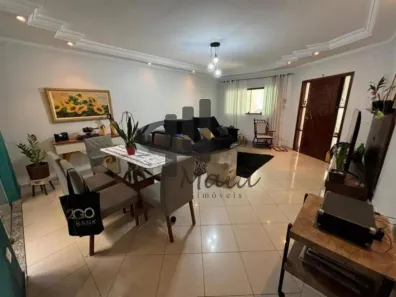 Sobrado com 3 Quartos à venda, 198m² no Cerâmica, São Caetano do Sul