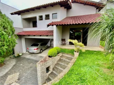 Casa com 3 Quartos à venda, 185m² no Água Verde, Blumenau