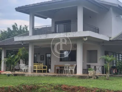 Fazenda/Sítio com 3 Quartos à venda, 64000m² no , Guararema